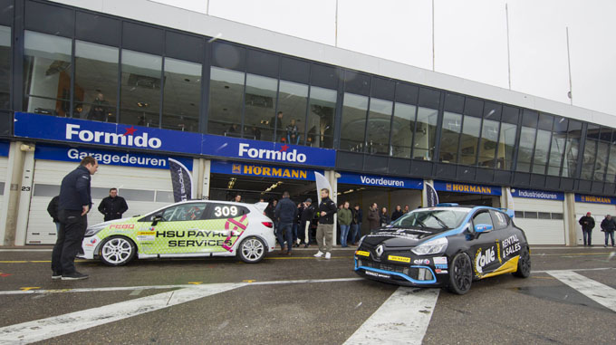 Renault Clio Cup Benelux test- en introductiedag op Zandvoort druk bezocht